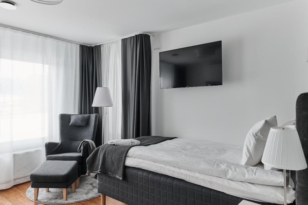 Continental Apartment Hotel Knivsta Knivsta  Экстерьер фото