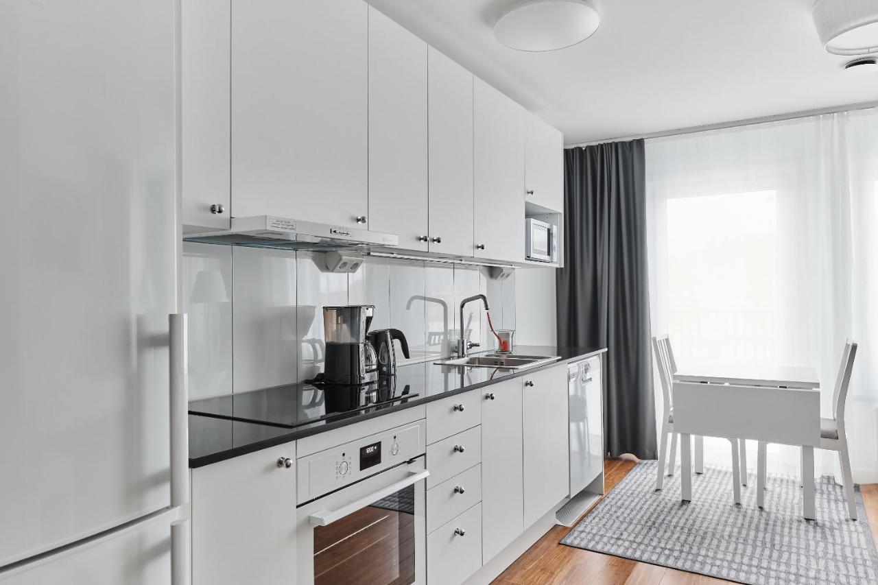 Continental Apartment Hotel Knivsta Knivsta  Экстерьер фото