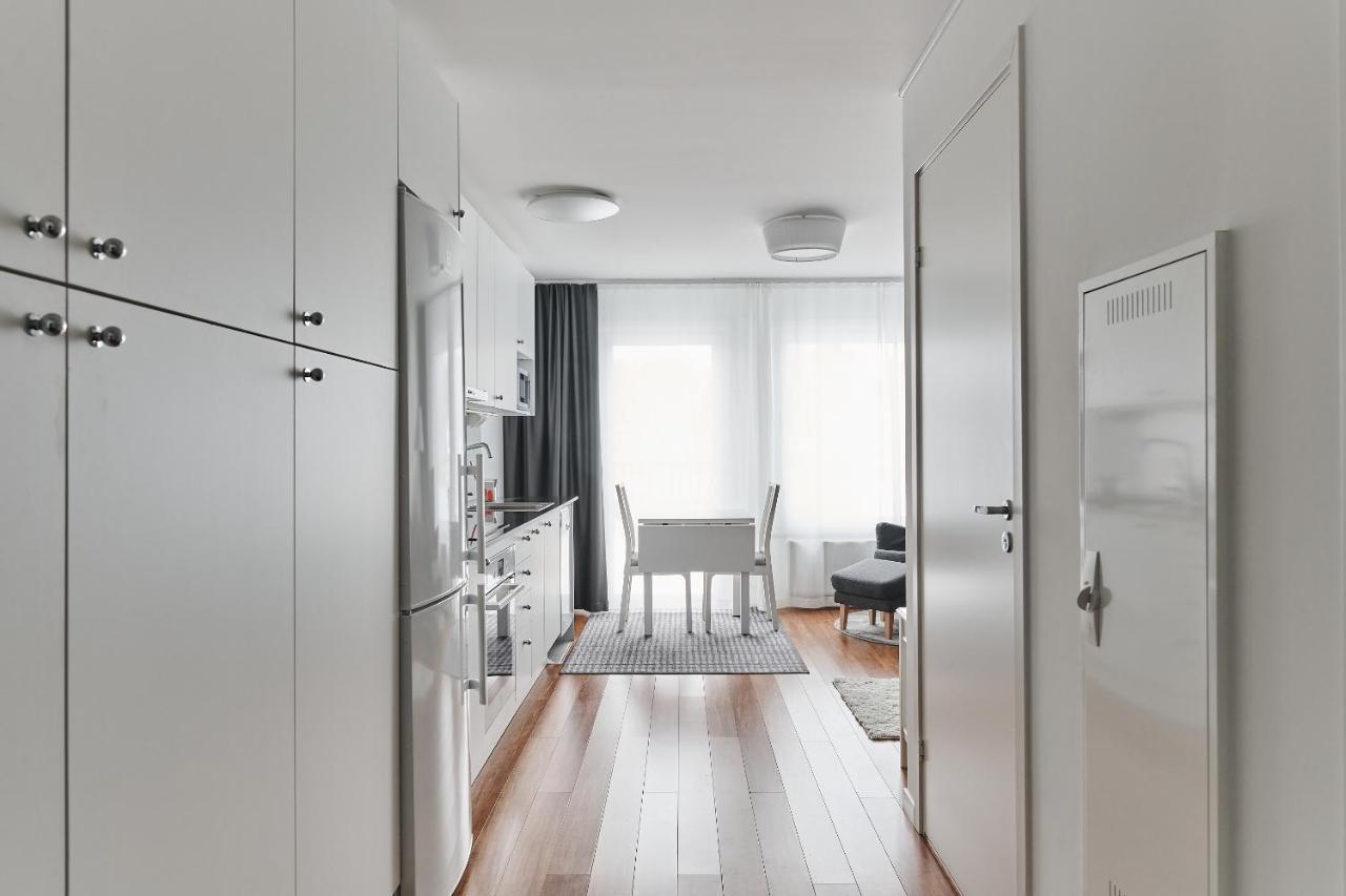Continental Apartment Hotel Knivsta Knivsta  Экстерьер фото