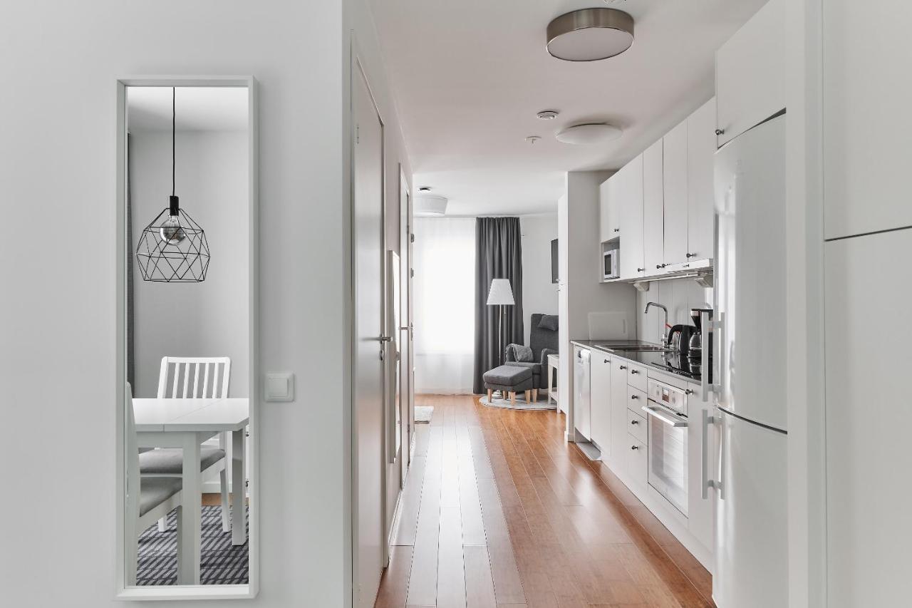Continental Apartment Hotel Knivsta Knivsta  Экстерьер фото