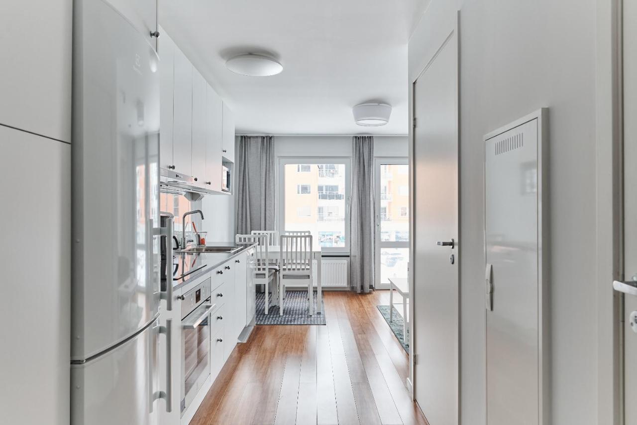 Continental Apartment Hotel Knivsta Knivsta  Экстерьер фото